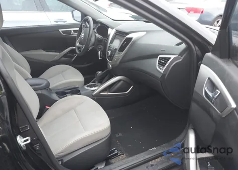 2013 Hyundai Veloster Base W/Gray from USA, damaged, VIN KMHTC6AD6DU146227